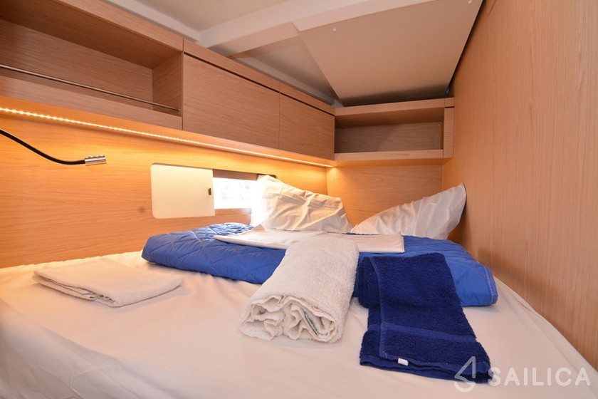 Oceanis 46.1 - Yacht Charter Sailica