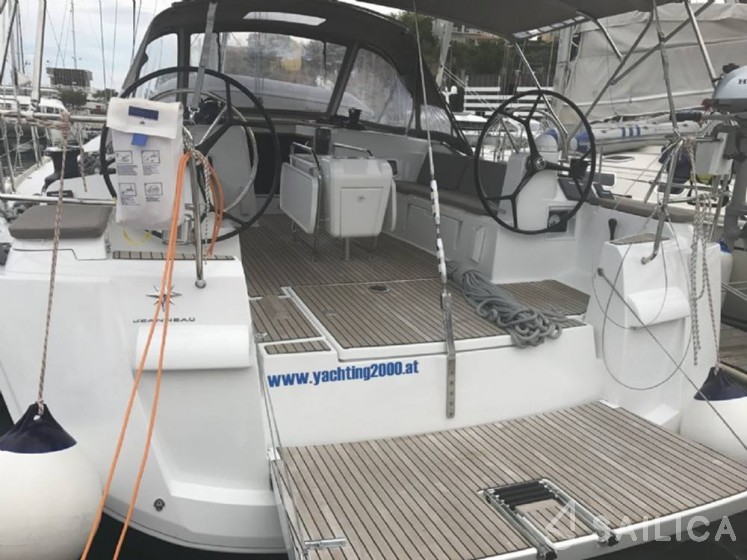 Sun Odyssey 519 - Yacht Charter Sailica