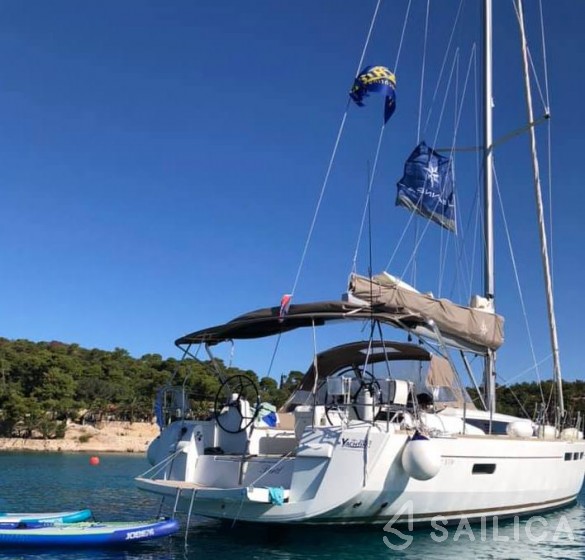 Sun Odyssey 519 - Yacht Charter Sailica