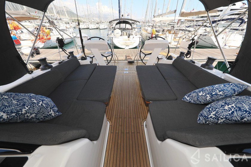 Hanse 508 - Yacht Charter Sailica