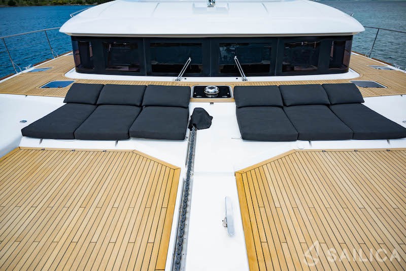 Lagoon 630 Powercat - Yacht Charter Sailica