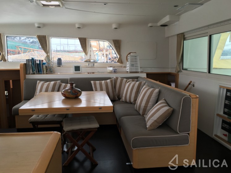 Lagoon 500 - Yacht Charter Sailica