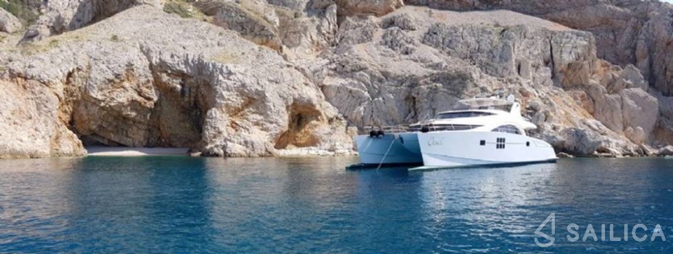Sunreef 70 Power - Yacht Charter Sailica