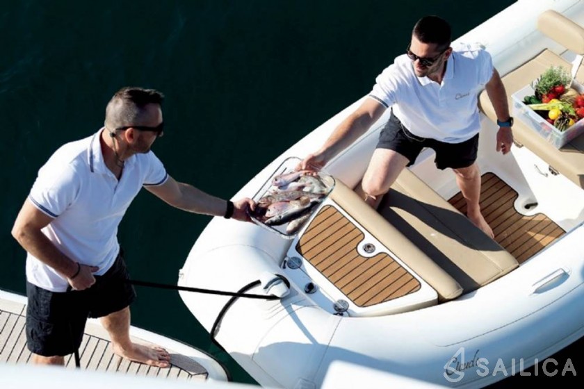 Sunreef 70 Power - Yacht Charter Sailica