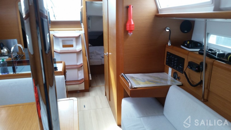 Sun Odyssey 379 - Yacht Charter Sailica