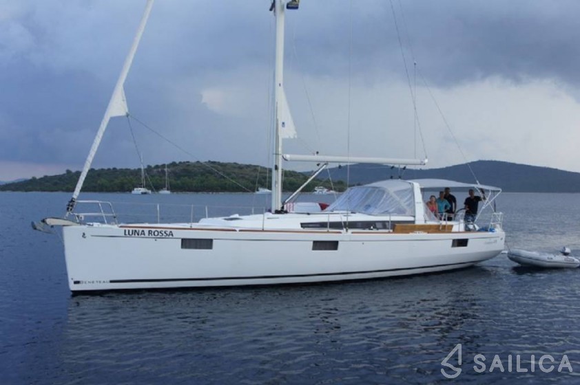 Oceanis 48 - Yacht Charter Sailica