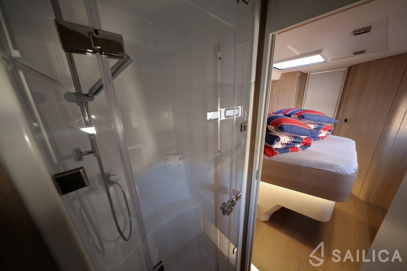 Bali 5.4. - Yacht Charter Sailica