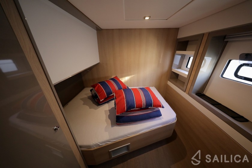 Bali 5.4. - Yacht Charter Sailica