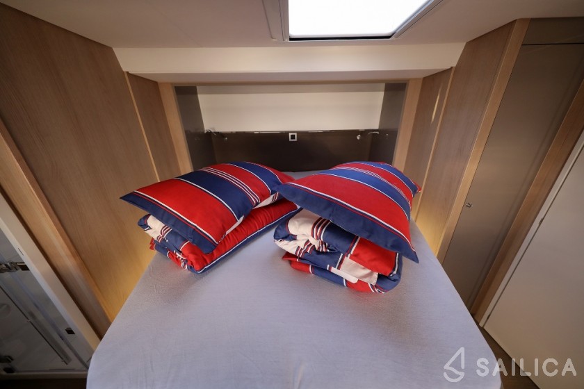 Bali 5.4. - Yacht Charter Sailica