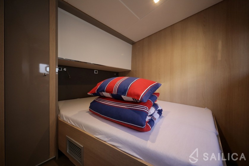 Bali 5.4. - Yacht Charter Sailica