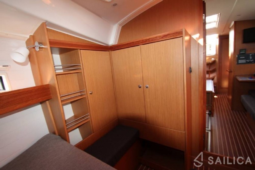 Bavaria 36 Cruiser - Yacht Charter Sailica