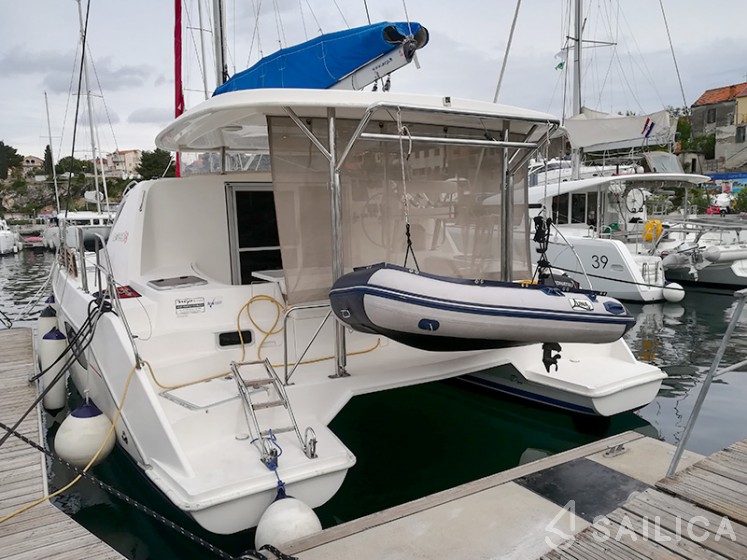 Leopard 38 - Yacht Charter Sailica