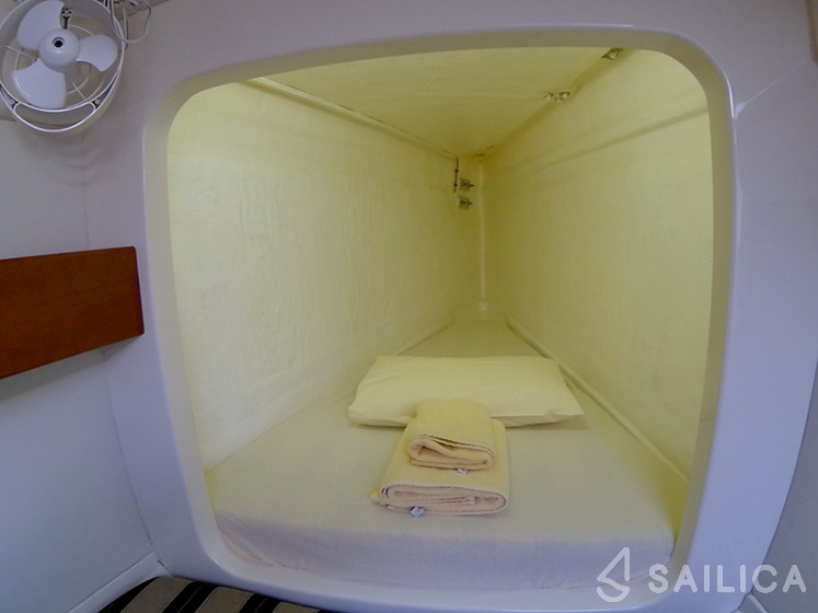 Leopard 38 - Yacht Charter Sailica