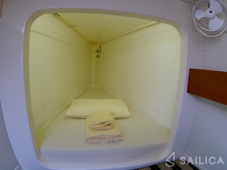 Leopard 38 - Yacht Charter Sailica