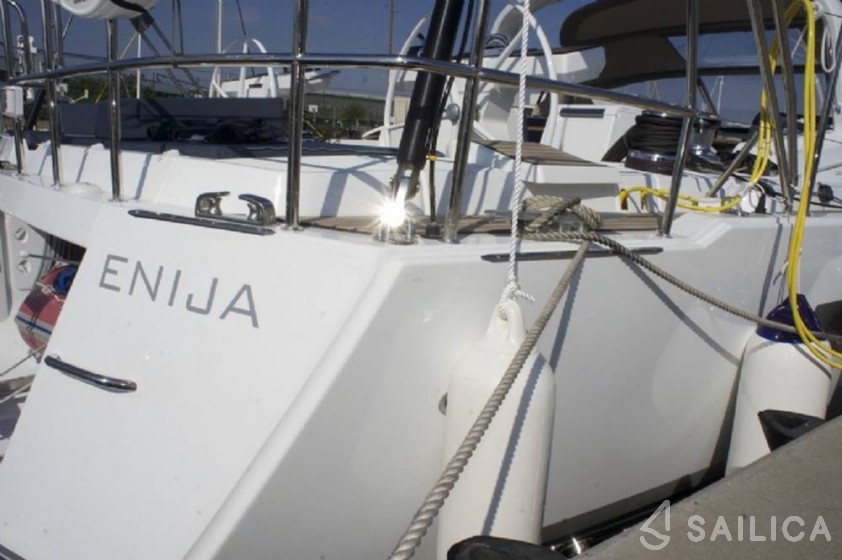 Jeanneau 64 - Yacht Charter Sailica
