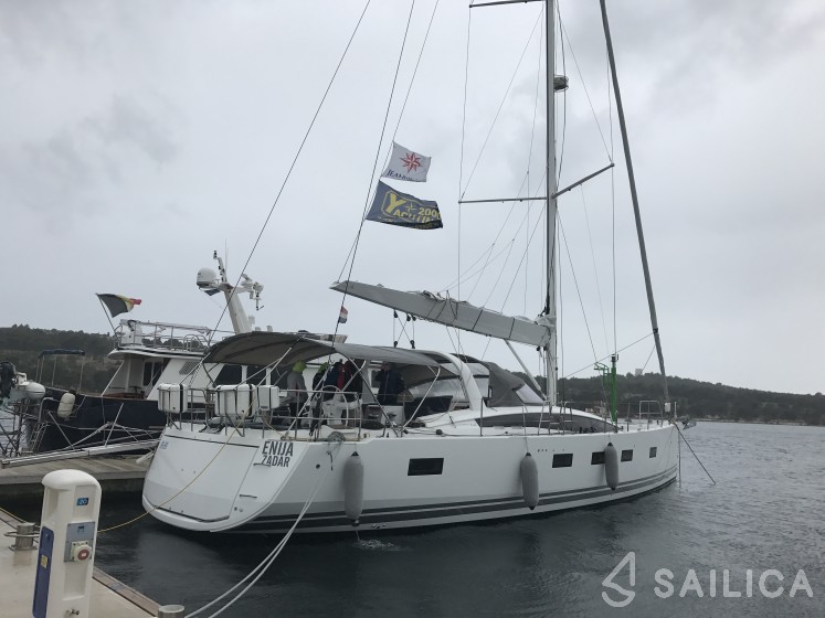 Jeanneau 64 - Yacht Charter Sailica