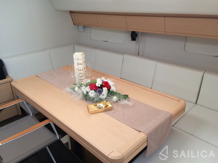 Jeanneau 64 - Yacht Charter Sailica