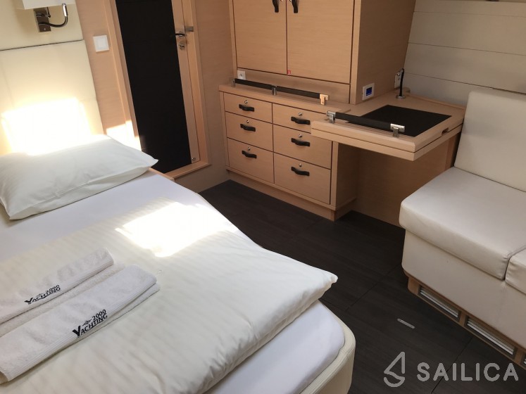 Jeanneau 64 - Yacht Charter Sailica