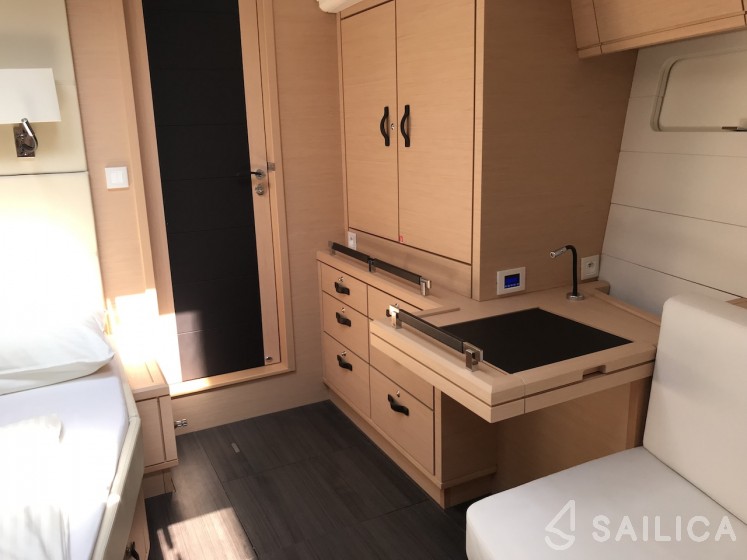 Jeanneau 64 - Yacht Charter Sailica