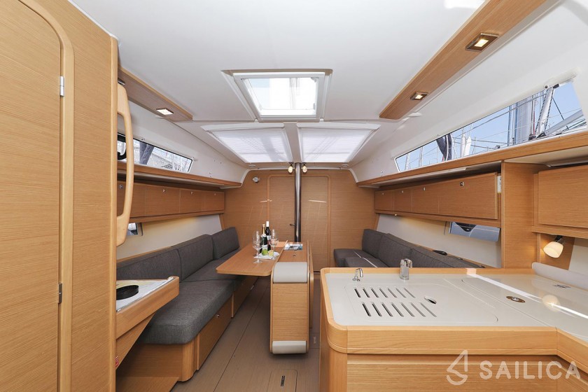 Dufour 382 GL - Yacht Charter Sailica