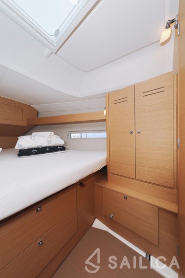Dufour 382 GL - Yacht Charter Sailica