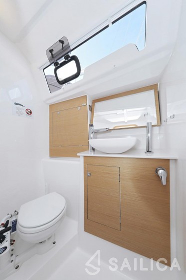 Dufour 382 GL - Yacht Charter Sailica