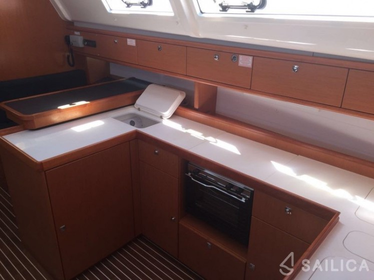 Bavaria 51 Cruiser - Yacht Charter Sailica