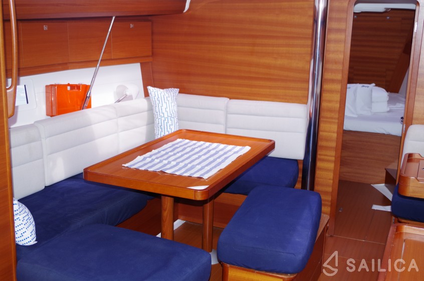 Dufour 410 GL - Yacht Charter Sailica