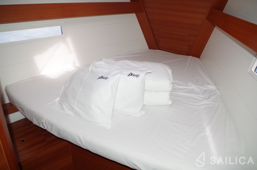 Dufour 410 GL - Yacht Charter Sailica