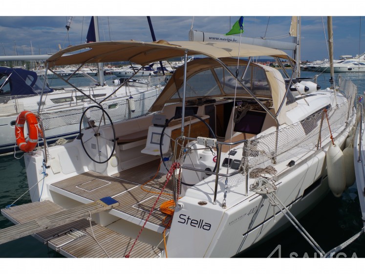 Dufour 410 GL - Yacht Charter Sailica
