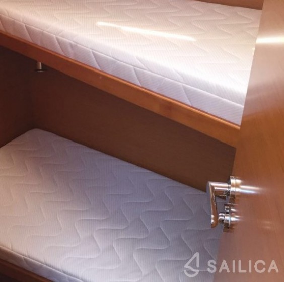 Sun Odyssey 509 - Yacht Charter Sailica