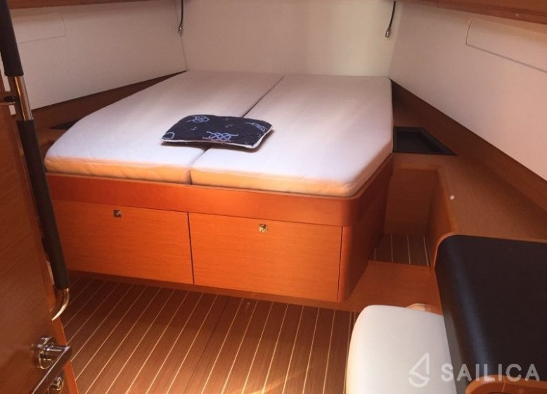 Sun Odyssey 509 - Yacht Charter Sailica
