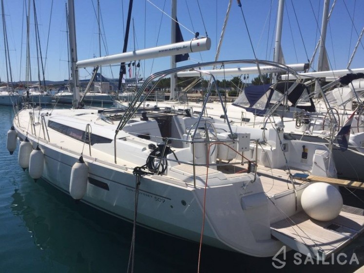 Sun Odyssey 509 - Yacht Charter Sailica