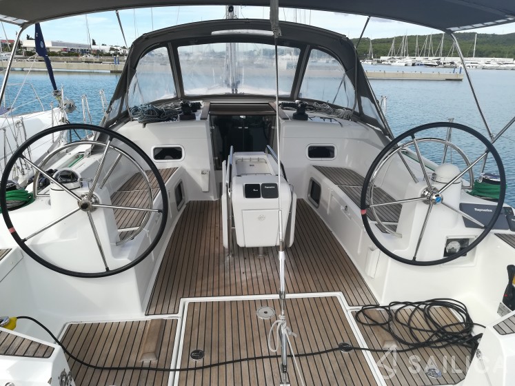 Sun Odyssey 509 - Yacht Charter Sailica