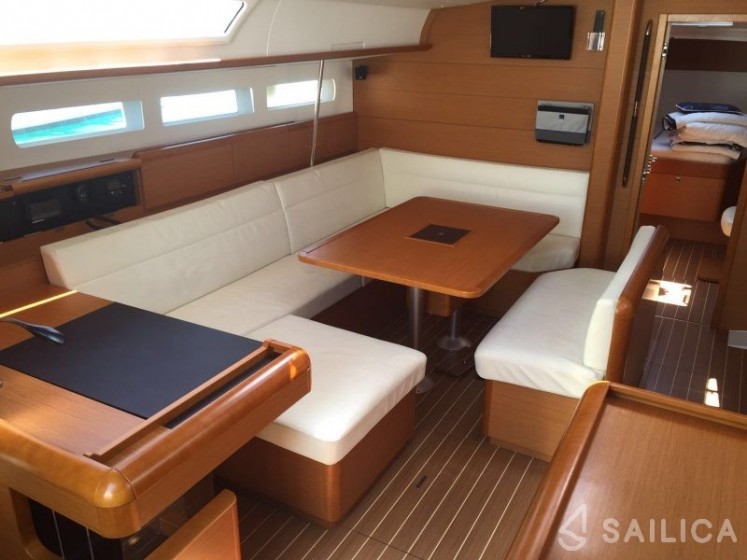Sun Odyssey 509 - Yacht Charter Sailica
