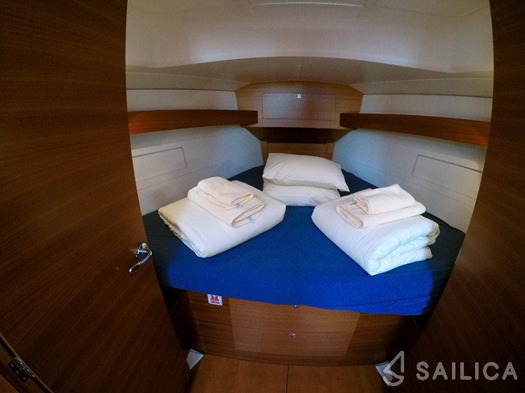 Dufour 382 Grand Large - Yacht Charter Sailica