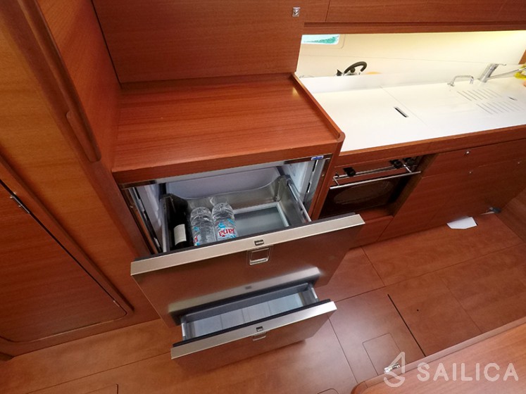 Dufour 382 Grand Large - Yacht Charter Sailica