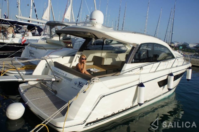 Leader 10 - Yacht Charter Sailica