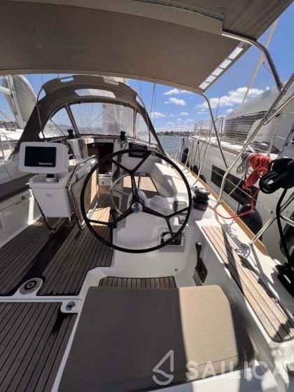 Sun Odyssey 389 - Yacht Charter Sailica