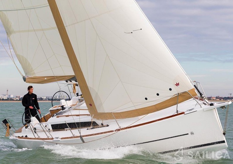 Dufour 350 Grand Large - Yacht Charter Sailica