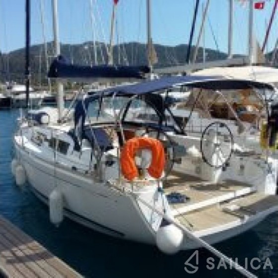Dufour 335 Grand Large - Yacht Charter Sailica