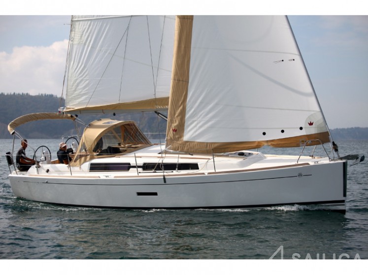 Dufour 335 Grand Large - Yacht Charter Sailica