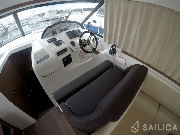 Antares 36 - Yacht Charter Sailica