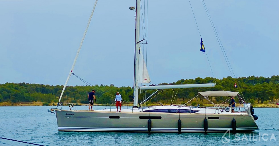 Jeanneau 57 - Yacht Charter Sailica