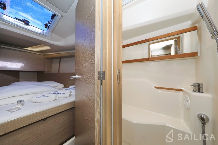 Hanse 458 - Yacht Charter Sailica
