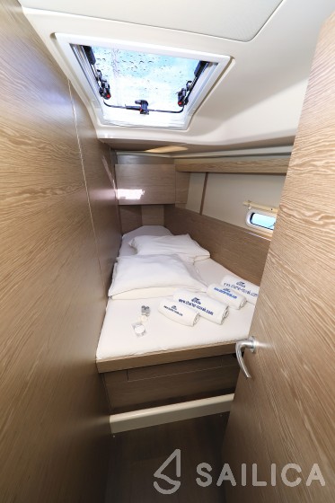 Hanse 458 - Yacht Charter Sailica