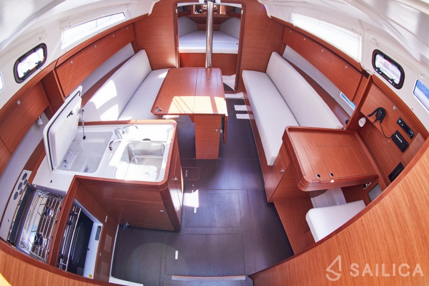 Dufour 360 GL - Yacht Charter Sailica