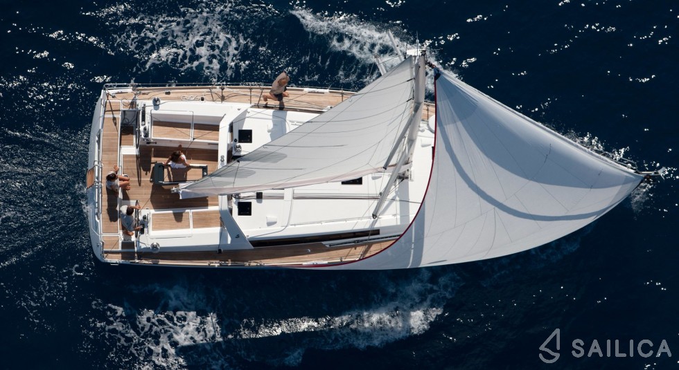 Oceanis 45 - Yacht Charter Sailica