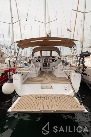 Elan 40 Impression - Yacht Charter Sailica