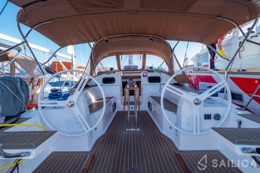 Elan 40 Impression - Yacht Charter Sailica